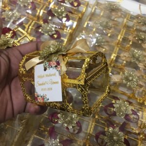 Tijori Box With Flowers & Tag
